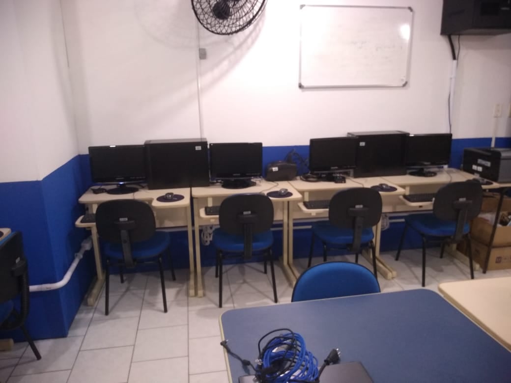 laboratório de informática UD Navegantes