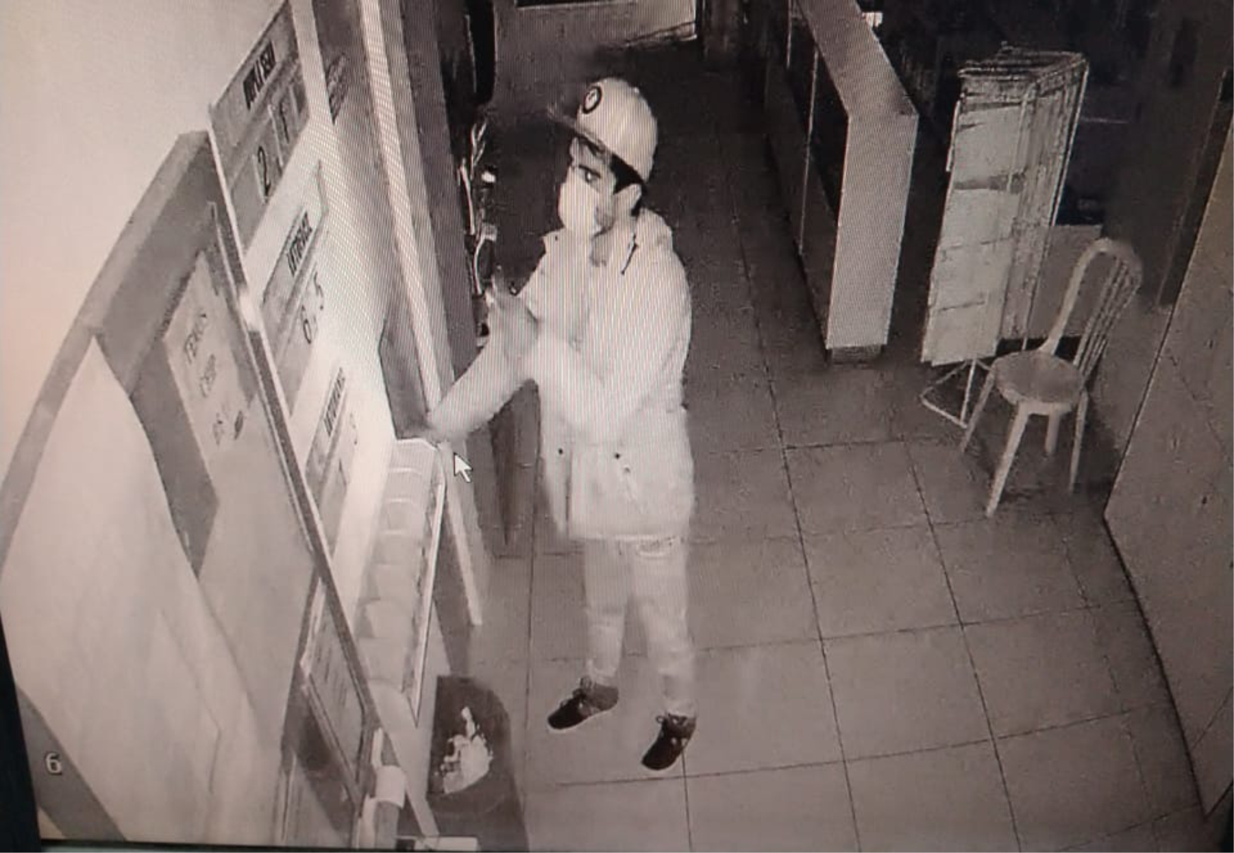 câmeras flagram homem furtando supermercado Vila Verde