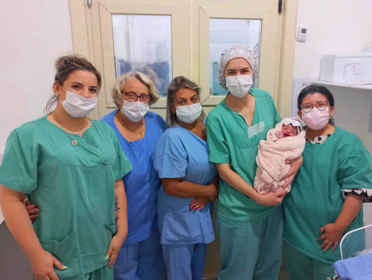 Catarina priemira bebê Hospital de Navegantes 2022