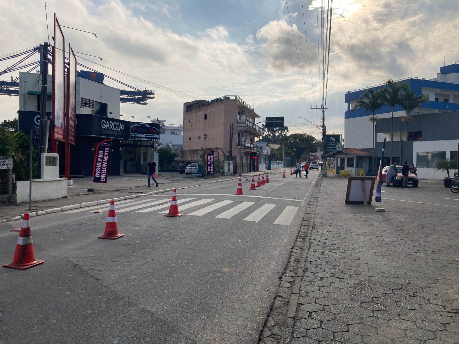 BLOQUEIO NA SANTOS DUMONT E CONSELHEIRO SEGUE ATÉ SEXTA (23)