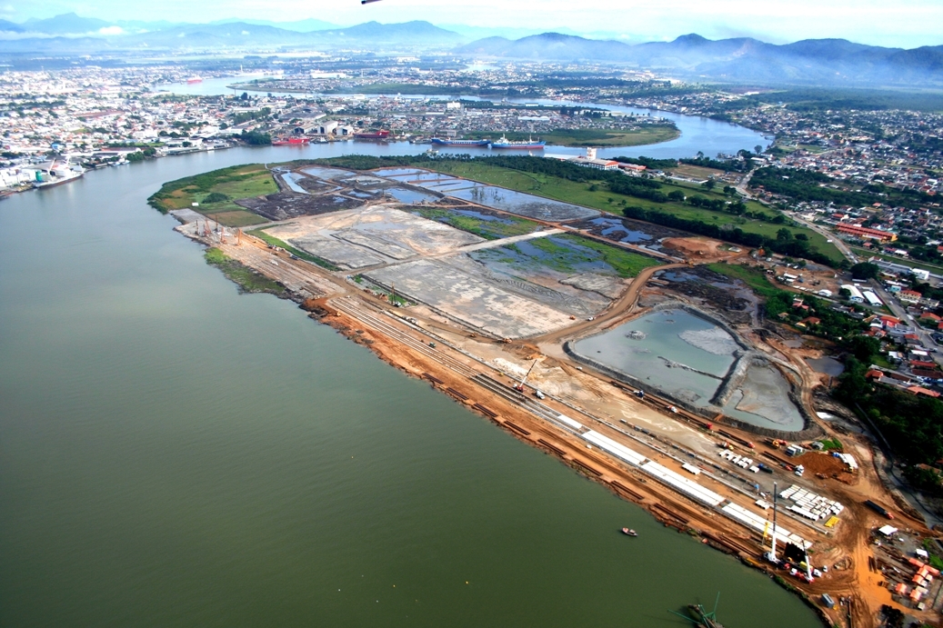 Construção do Porto de Navegantes