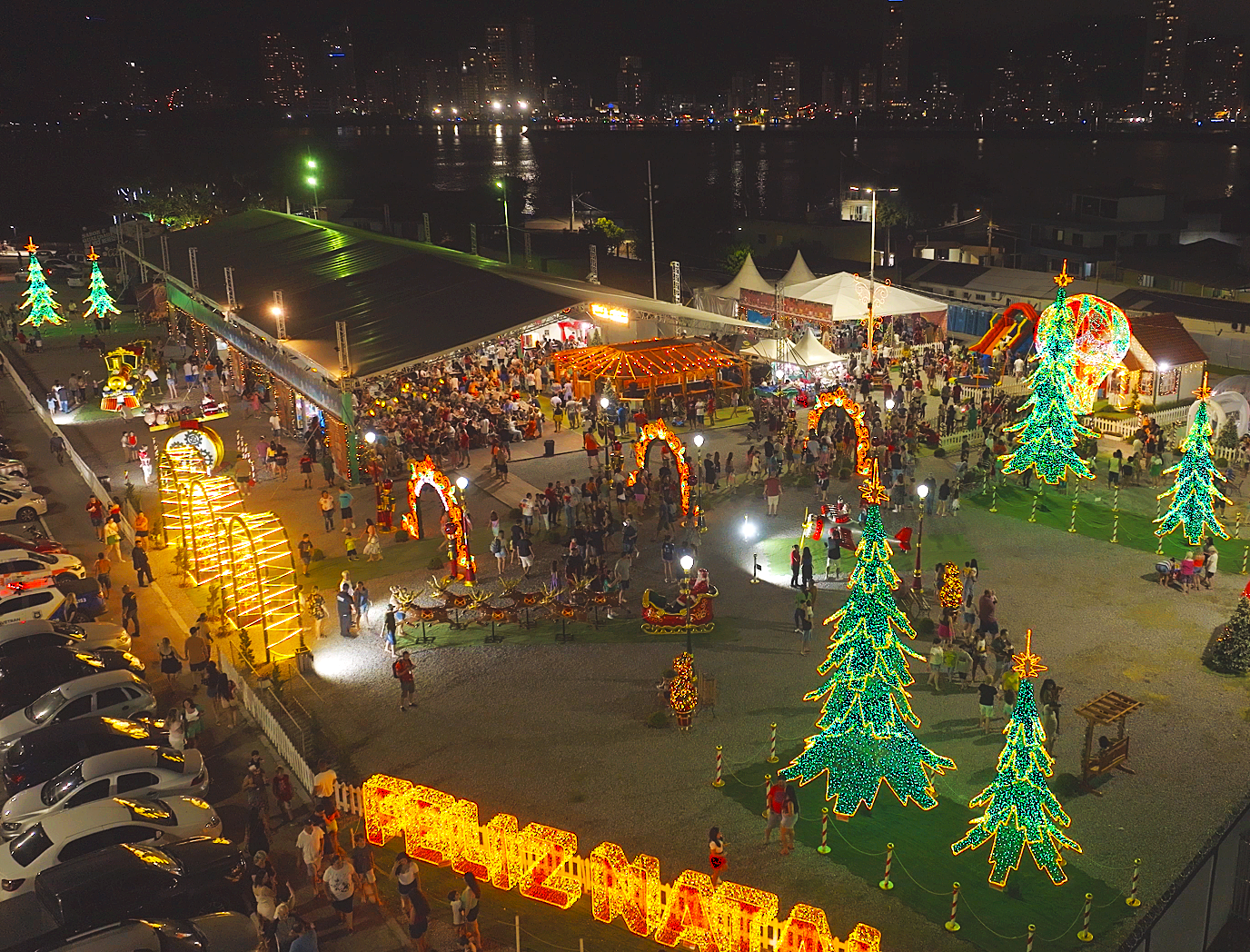 Abertura do Natal acontece neste sábado (23) em Navegantes