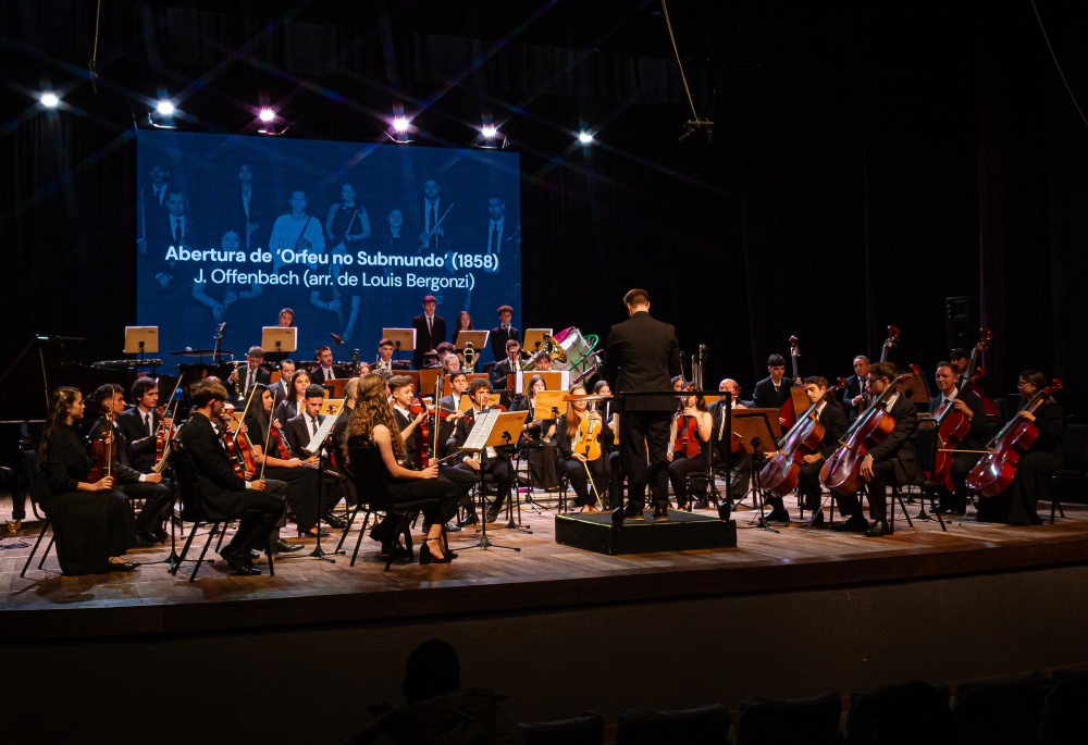 Orquestra Jovem SCAR encerra turnê em Navegantes