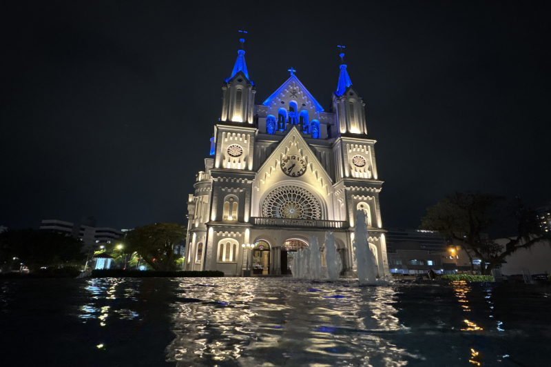 Igreja matriz e prédios históricos ganham iluminação cênica