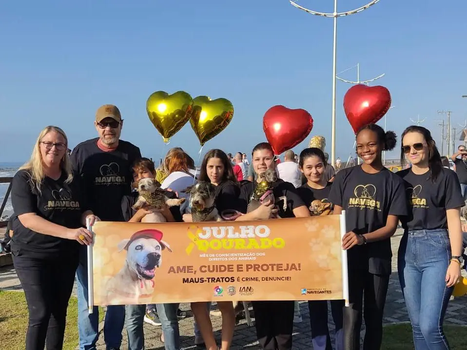 Navegantes realiza Julho Dourado com ações voltadas aos pets