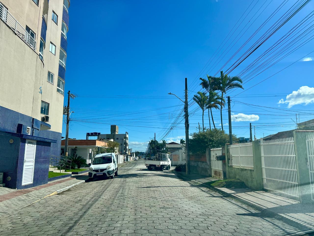 Ciclone mantém vento intenso e mar agitado em SC nesta terça