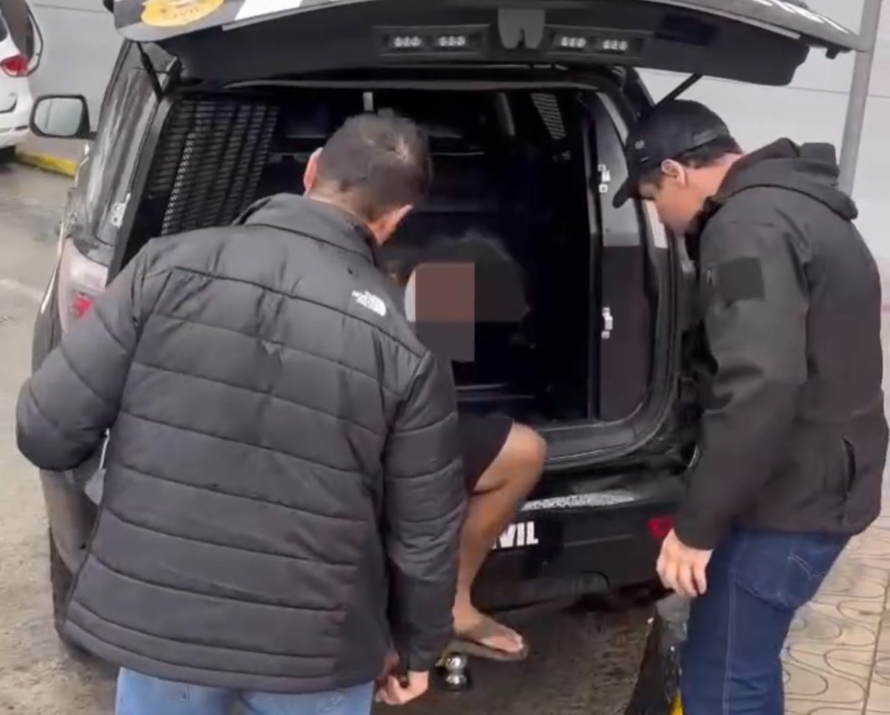 Foragido da justiça por crime de roubo é preso em Navegantes