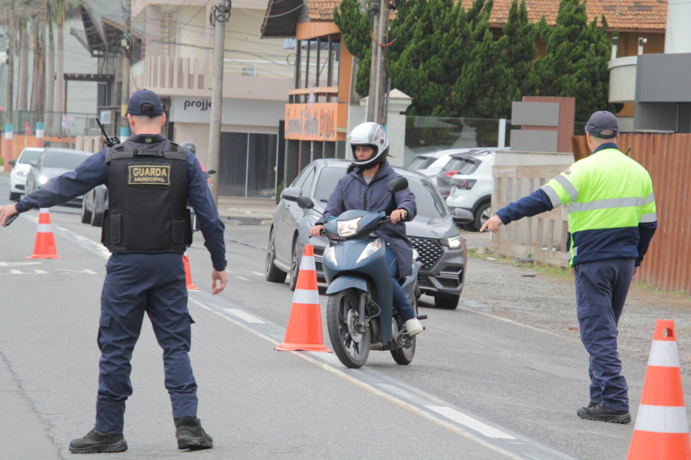 Navetran promoveu ações de fiscalização pelo Dia Nacional do Trânsito