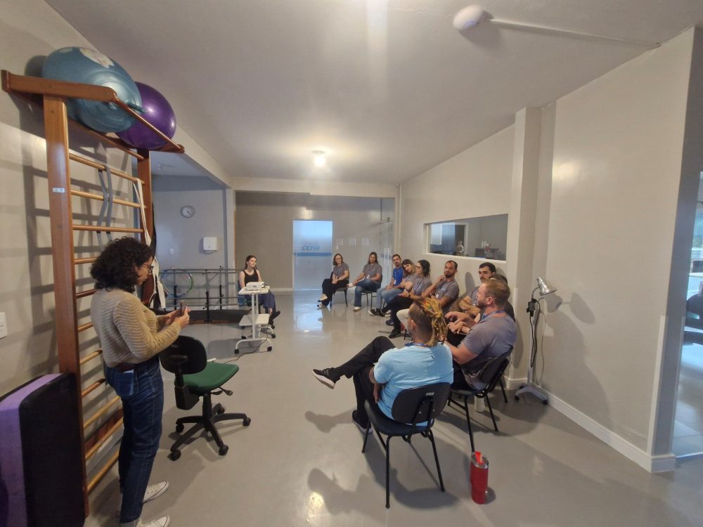 Capacitação em Navegantes reforça cuidado a pacientes com dor crônica