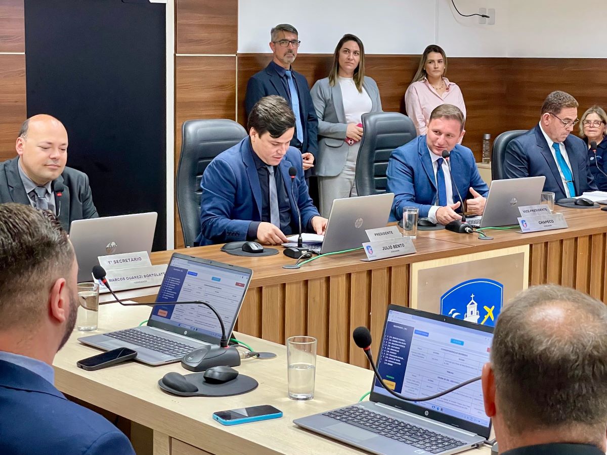 Camara elege Mesa Diretora