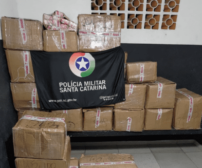 Polícia Militar apreende 740 quilos de maconha em operação na BR-101