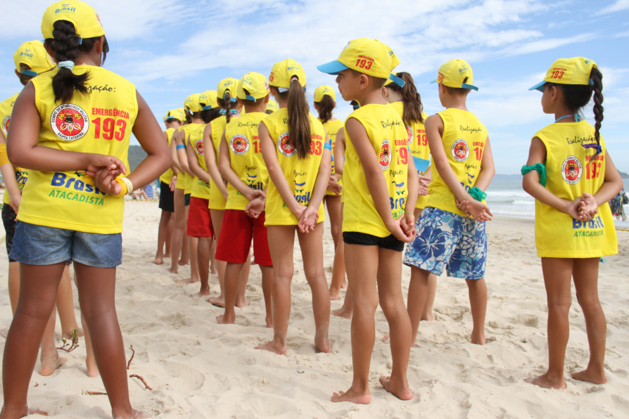 Inscrições abertas para o Programa Golfinho 2026 em Navegantes
