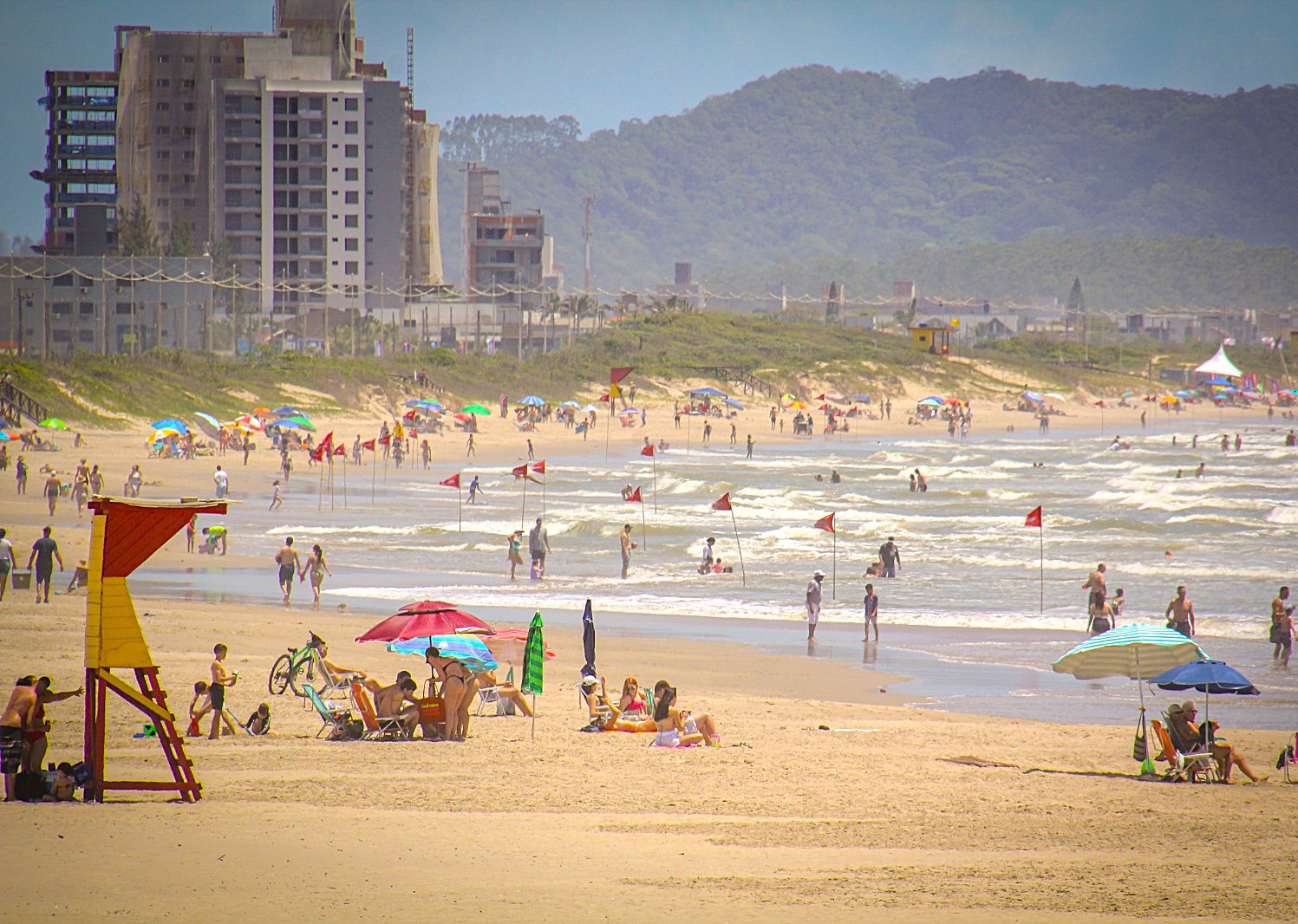 Navegantes espera receber mais de 300 mil turistas nesta temporada
