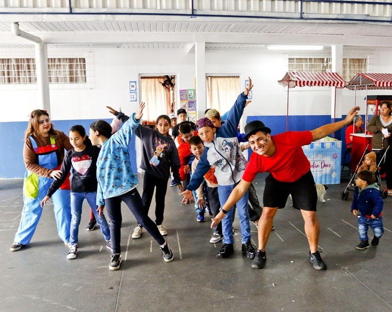 Projeto leva cuidados e lazer aos moradores de Navegantes