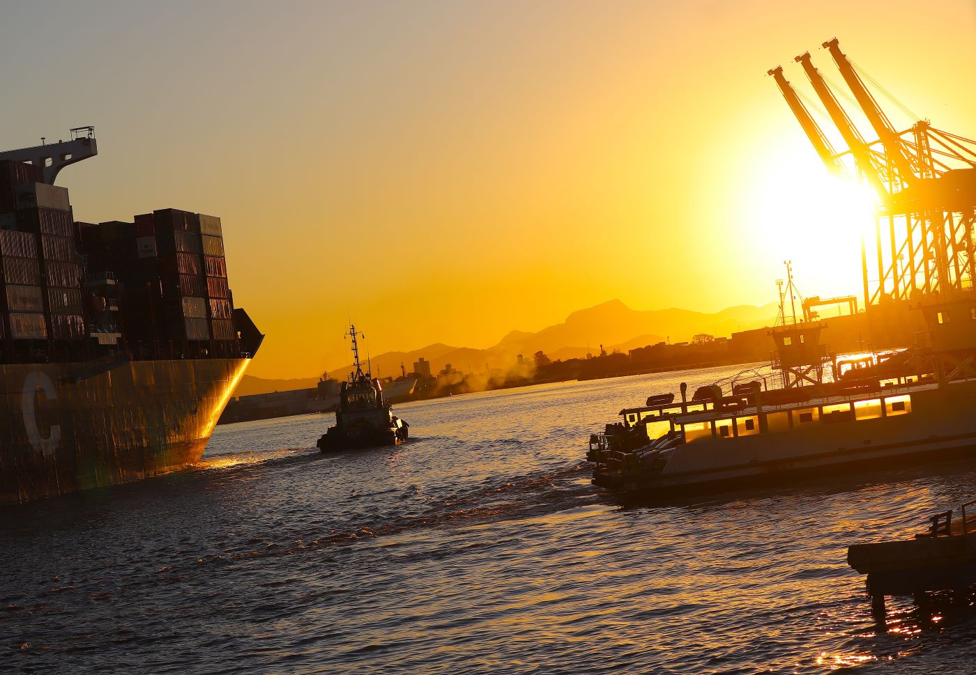 Ferry boat por do sol