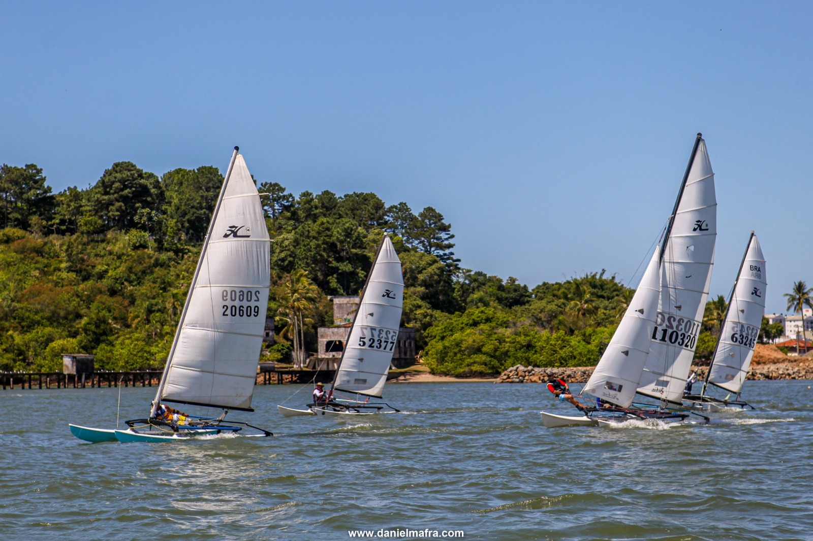 Penha sedia regata de vela na Praia da Armação neste sábado