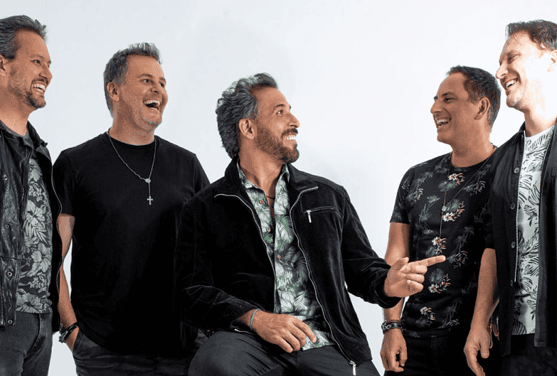 Inimigos da HP se apresentam em Navegantes neste domingo (18)