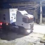 Caminhões derrubam cabos de internet e moradores cobram providências em Navegantes