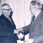 Foto: A foto registra o dia 26 de agosto de 1962, quando Athanasio Joaquim Rodrigues foi empossado prefeito provisório pelo então governador Celso Ramos.