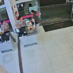 Criminoso simulou estar armado para subtrair valores do caixa; imagens de segurança ajudaram na identificação do suspeito