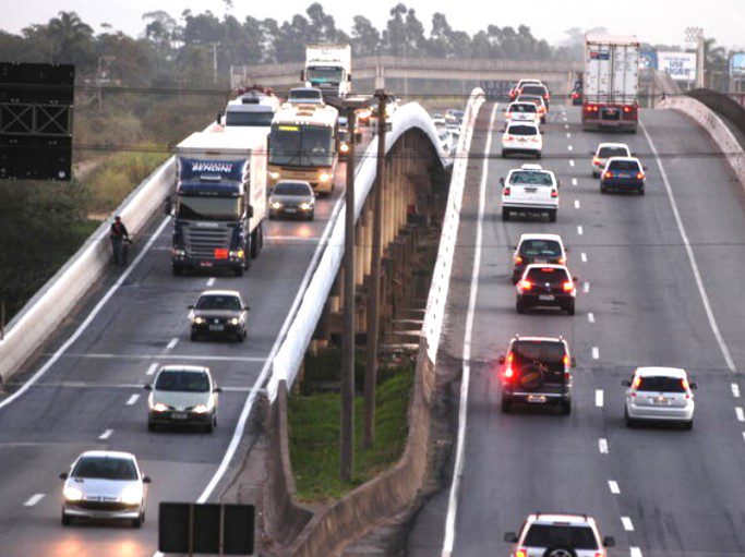MPF exige vistoria urgente em ponte entre Navegantes e Itajaí por risco estrutural