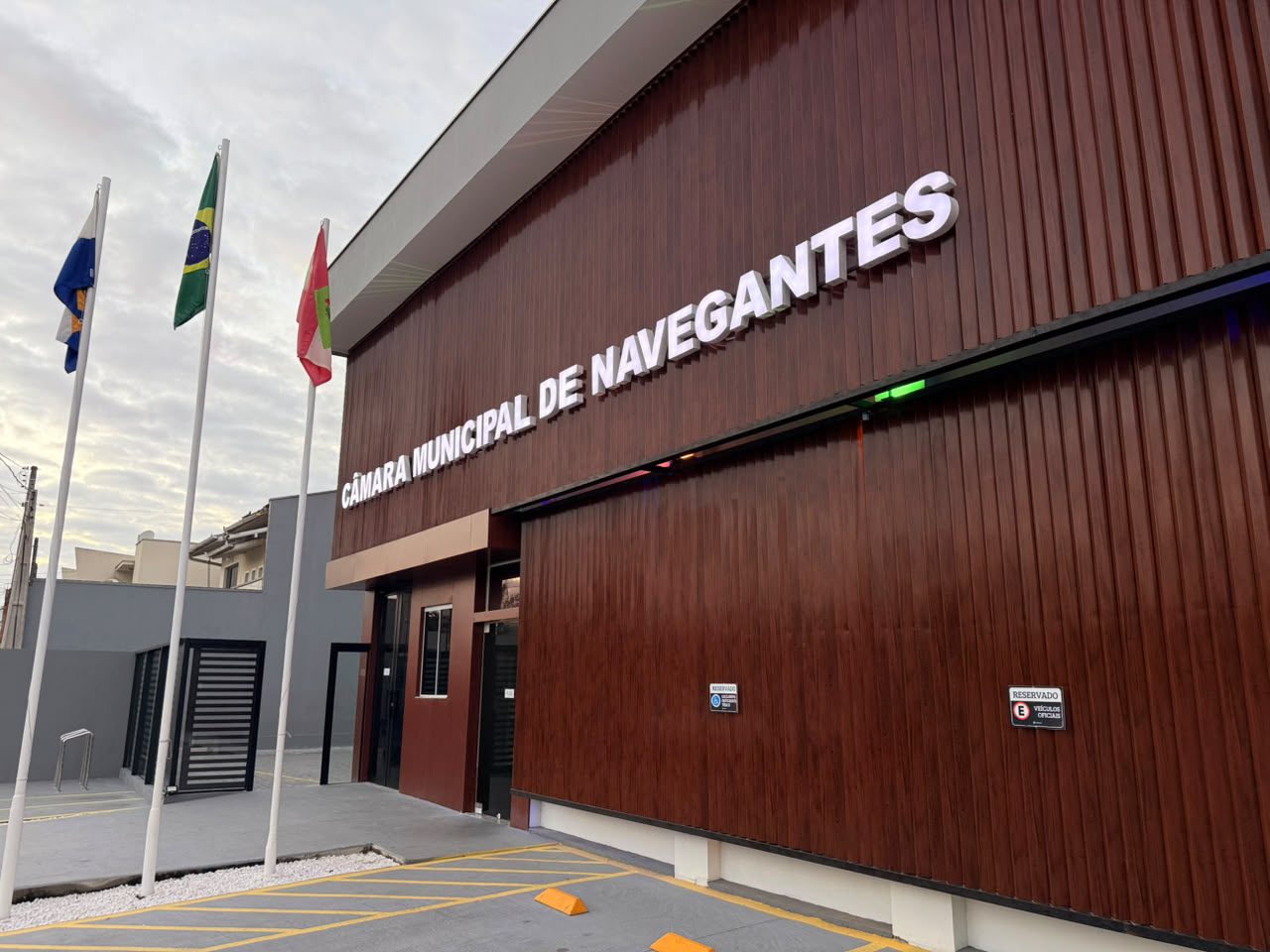 Moradores de Navegantes que acompanham os trabalhos do legislativo municipal devem ficar atentos às mudanças no calendário desta semana.
